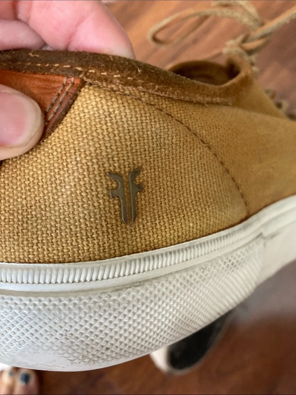 Frye Men's Tan Canvas Low-Top Sneakers Sz 13